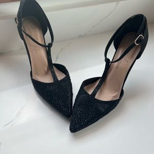 Gorgeous Lauren Lorraine black stilettos. Worn only once.
